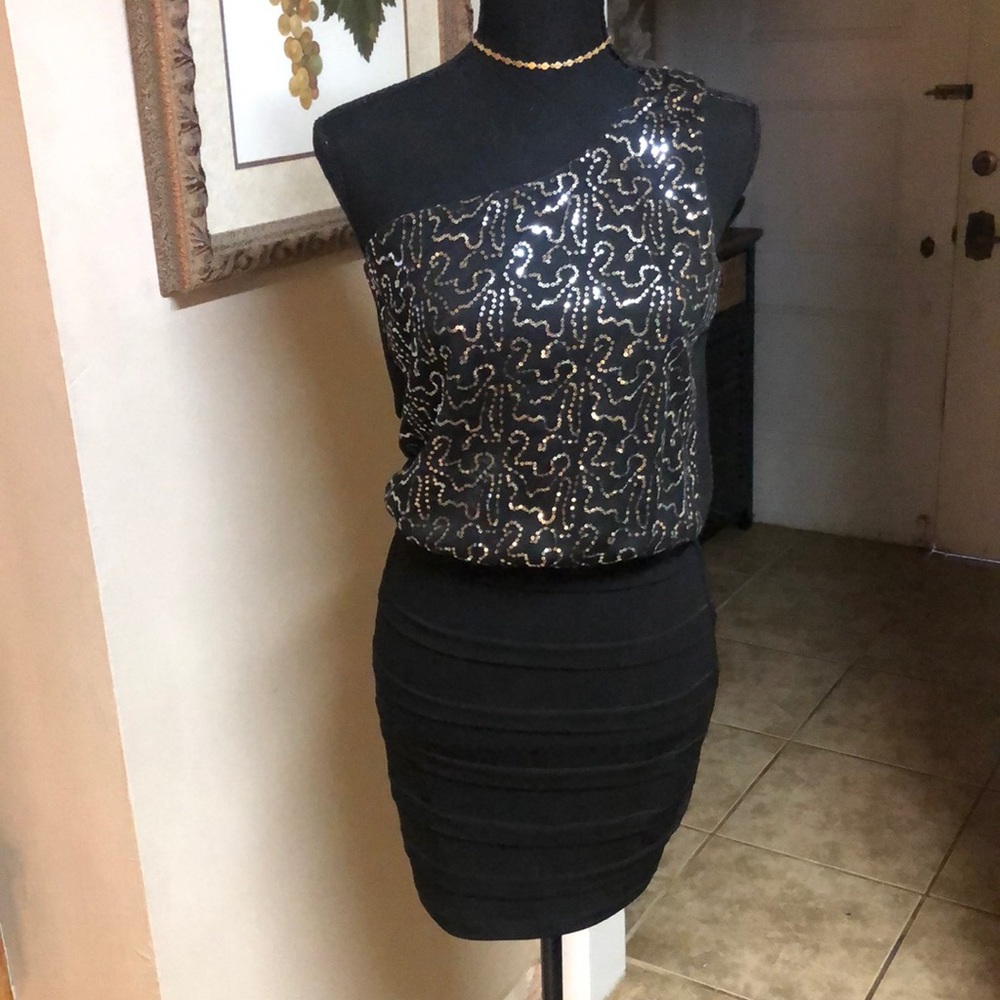 Off shoulder sequin dress w/bandage skirt